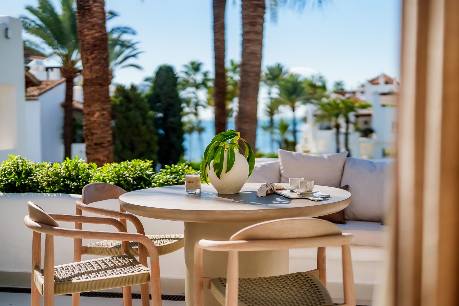 Revente - Apartment -
Estepona