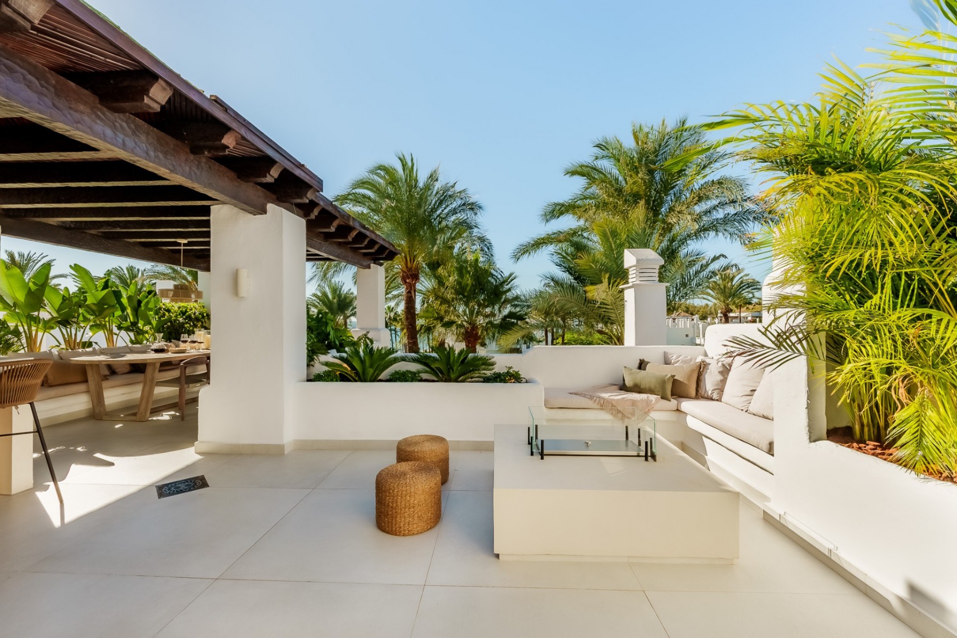 Revente - Apartment -
Estepona