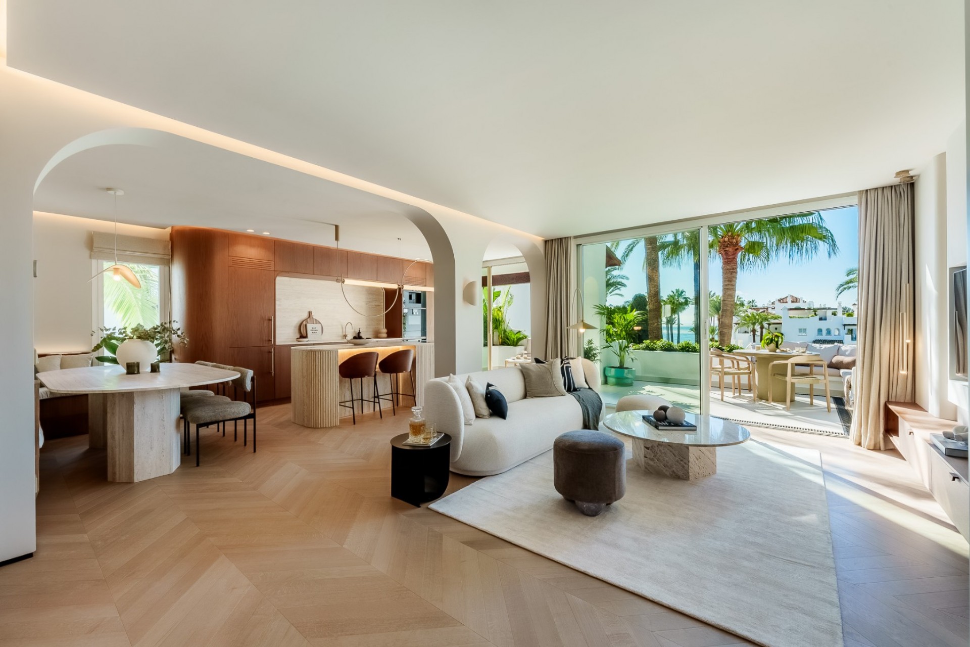 Revente - Apartment -
Estepona