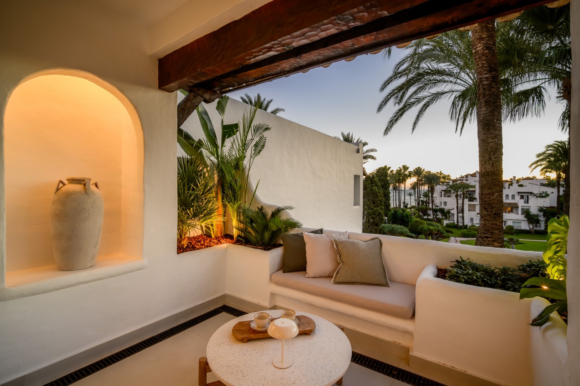 Revente - Apartment -
Estepona