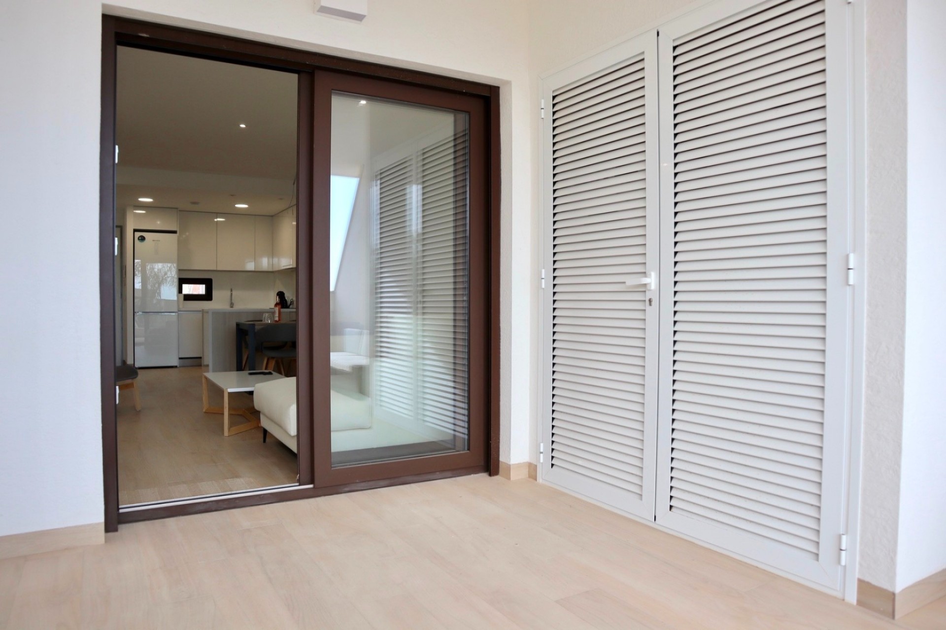 Revente - Apartment -
Finestrat