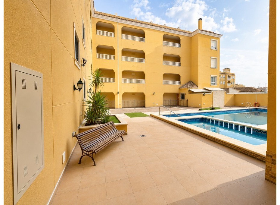Revente - Apartment - Flat -
Almoradí