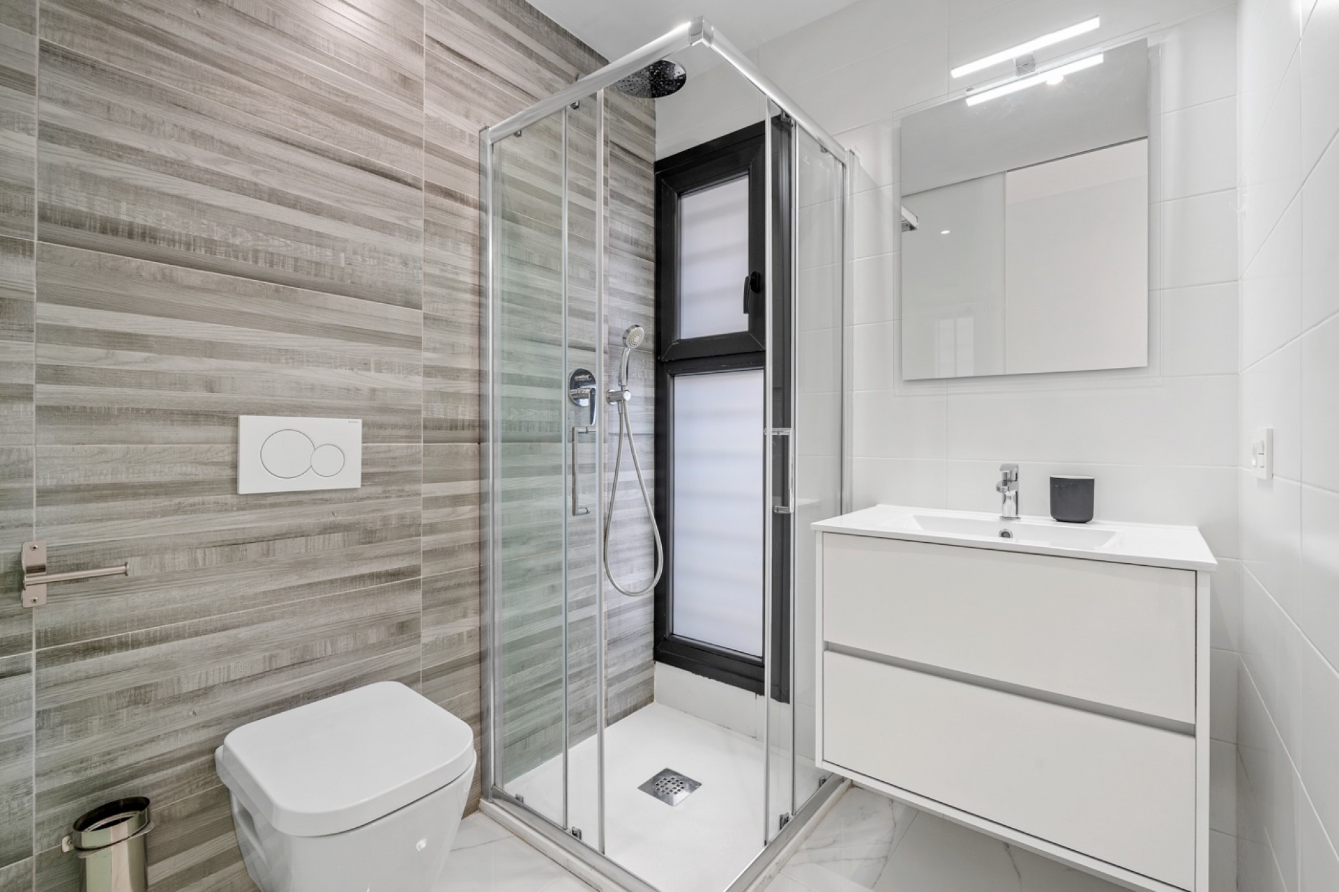 Revente - Apartment / Flat * -
Guardamar del Segura* - El Raso*