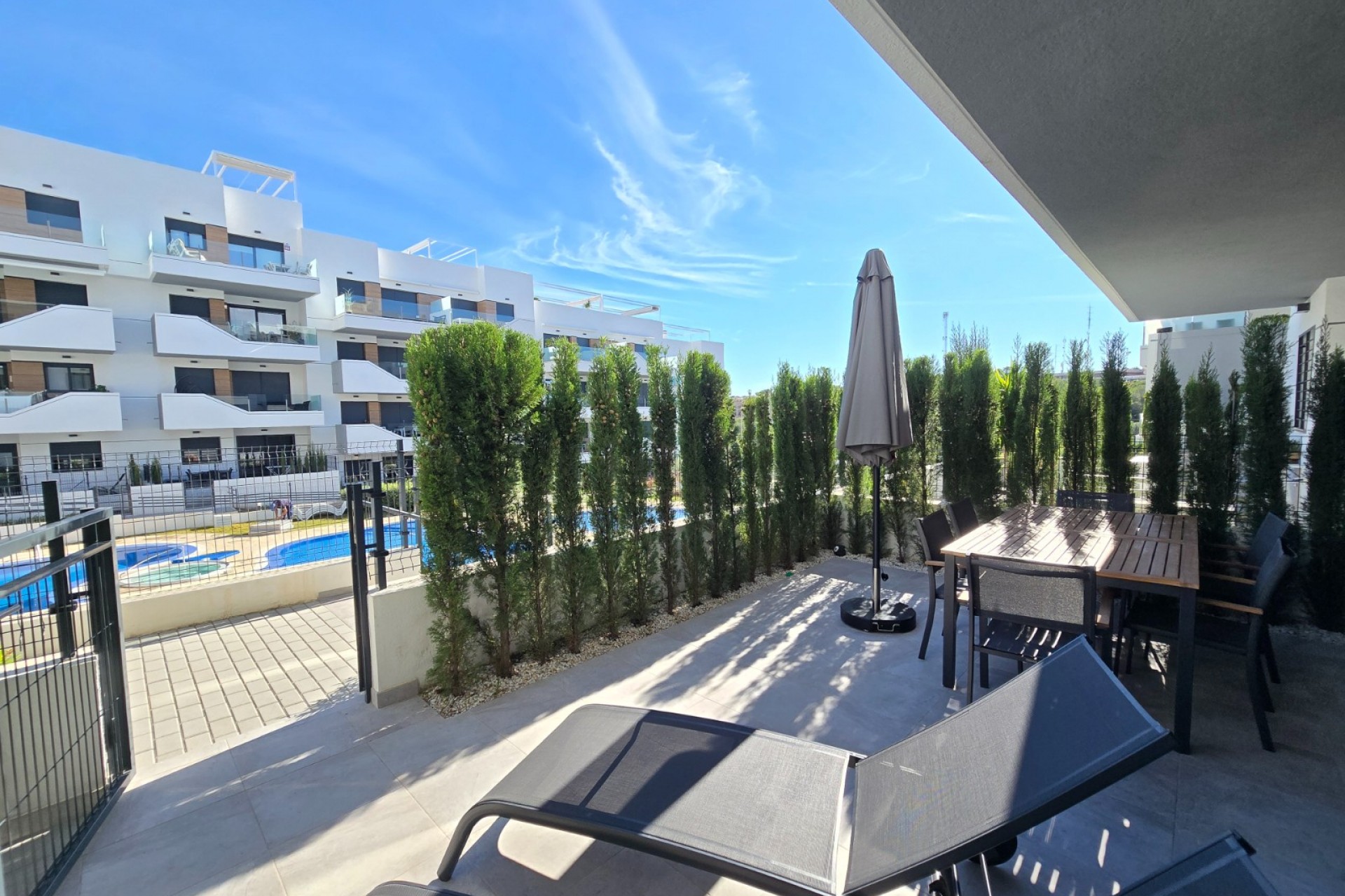 Revente - Apartment / Flat * -
Orihuela Costa * - Villamartín *