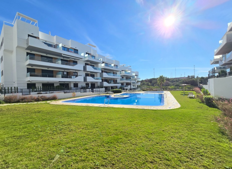 Revente - Apartment / Flat * -
Orihuela Costa * - Villamartín *