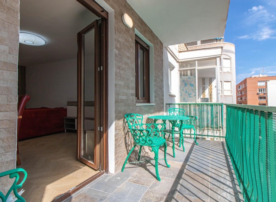 Revente - Apartment flat -
Torrevieja - Acequion