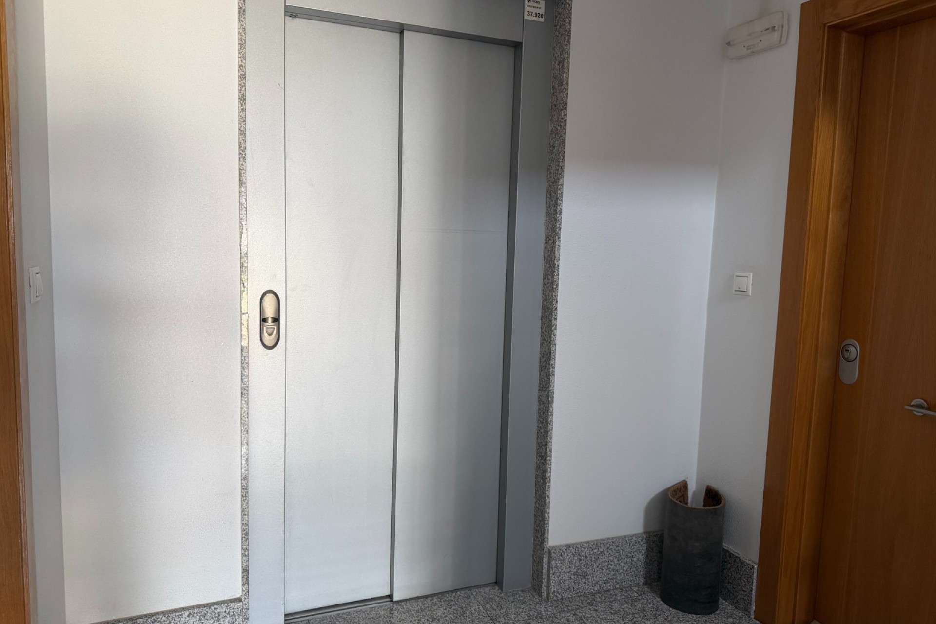 Revente - Apartment -
Jacarilla
