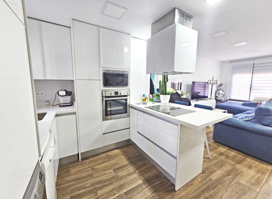 Revente - Apartment -
Los Alcazares - Los Alcázares
