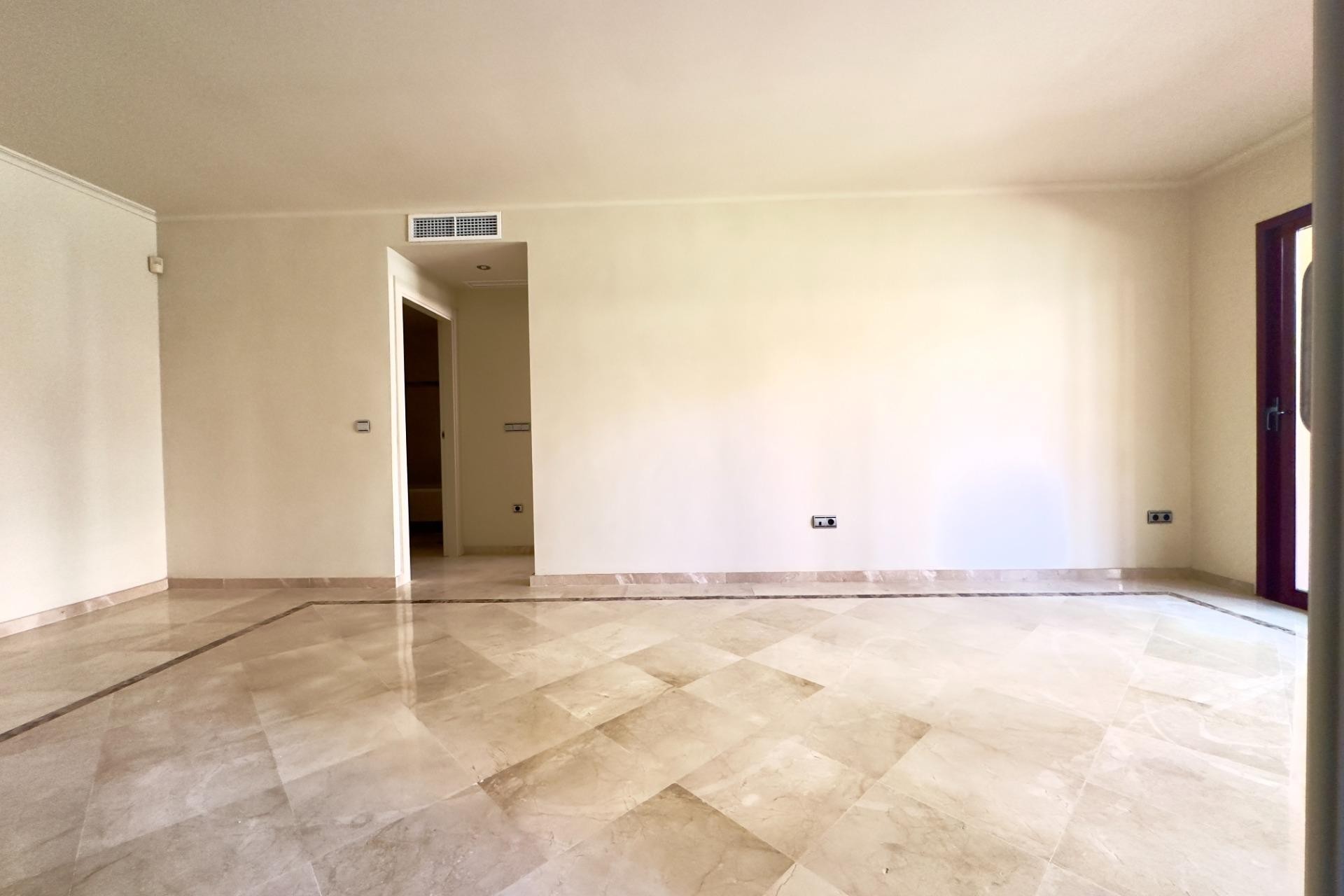 Revente - Apartment -
Los Alcázares - Punta Calera