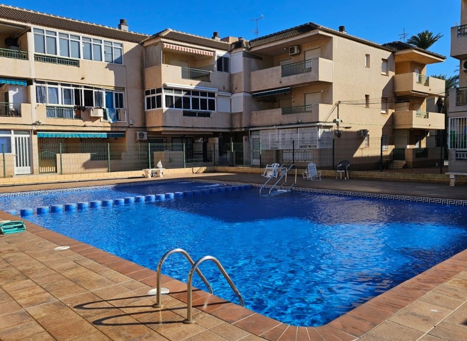 Revente - Apartment -
Los Alcazares