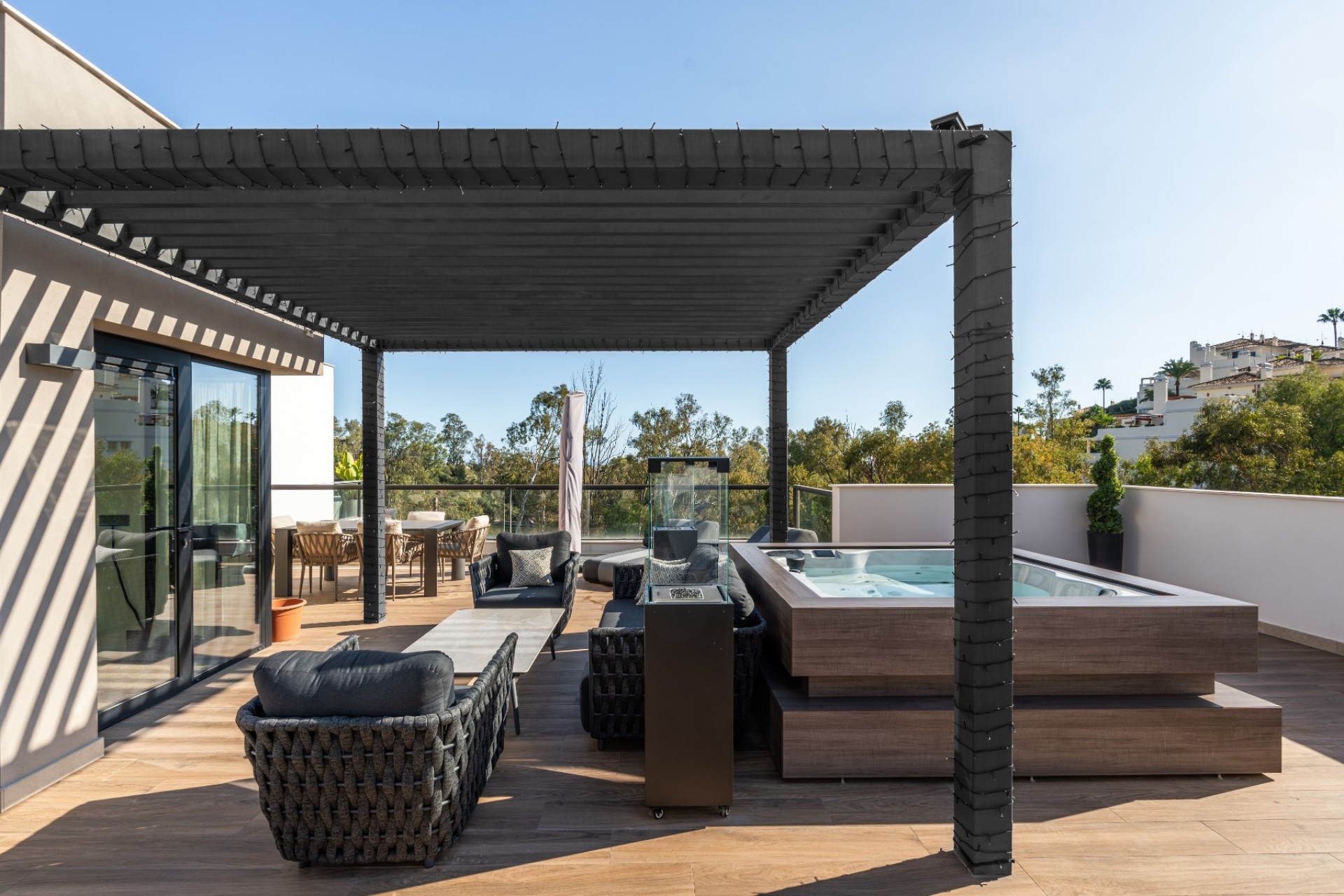 Revente - Apartment -
Marbella - Nueva Andalucía