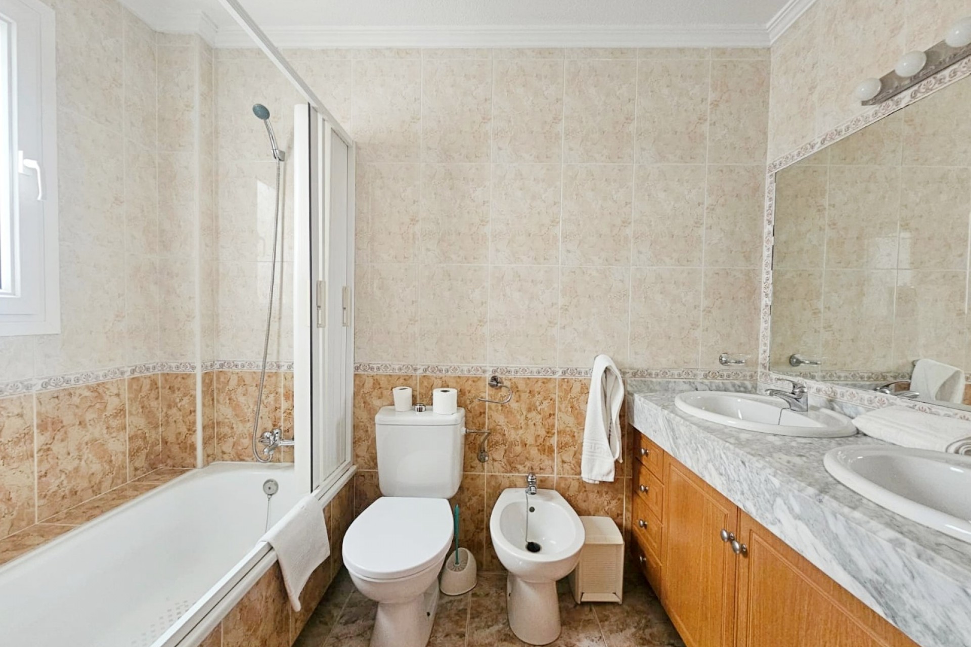 Revente - Apartment -
Orihuela Costa - Aguamarina
