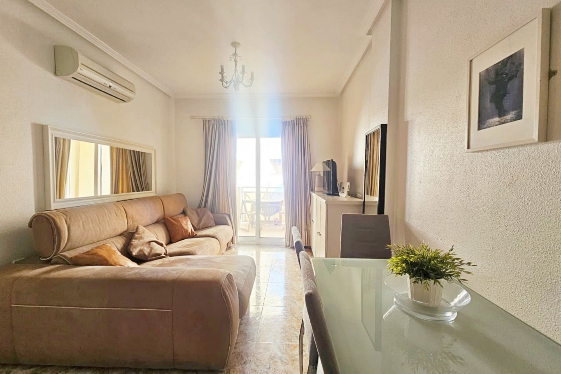 Revente - Apartment -
Orihuela Costa - Aguamarina