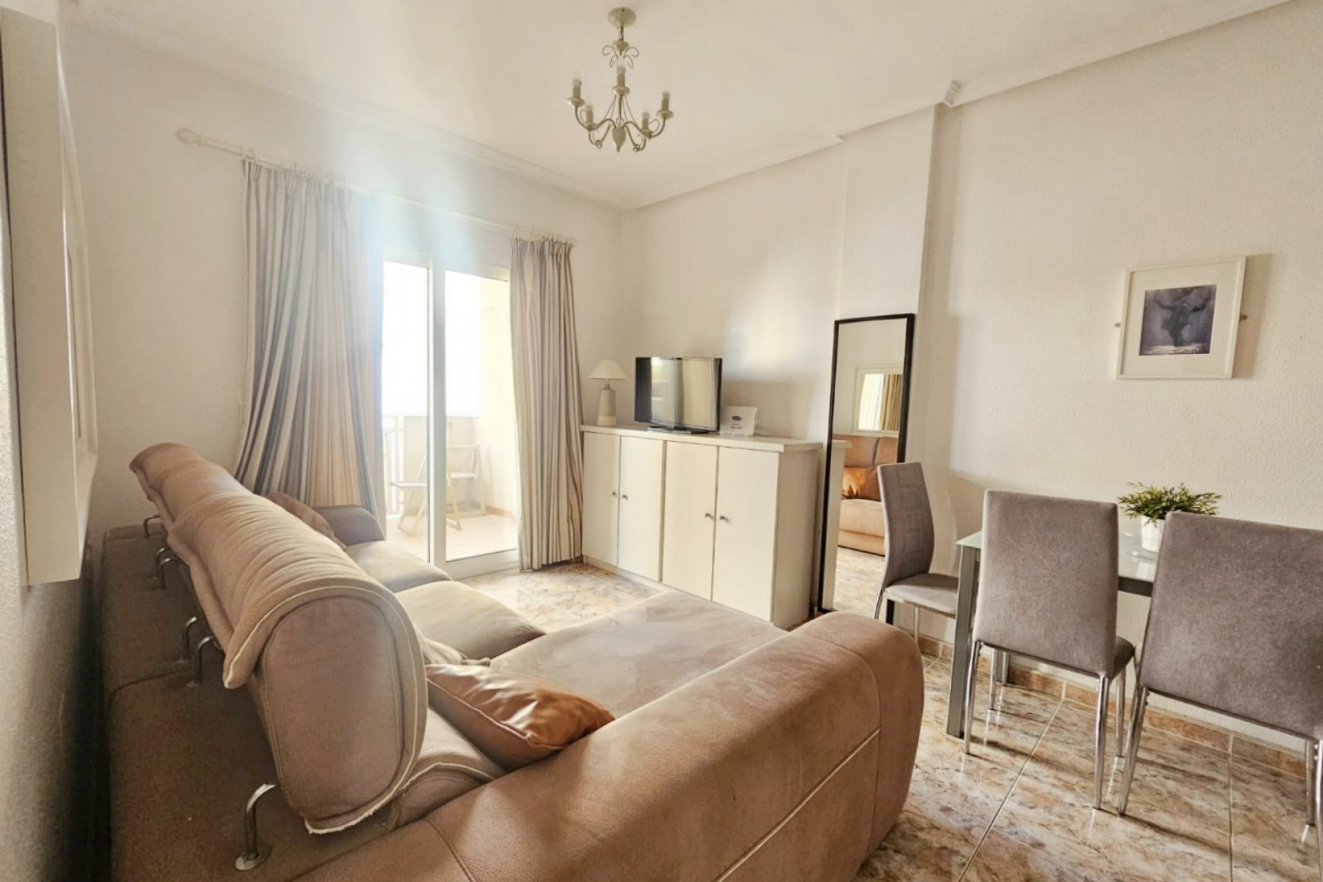 Revente - Apartment -
Orihuela Costa - Aguamarina
