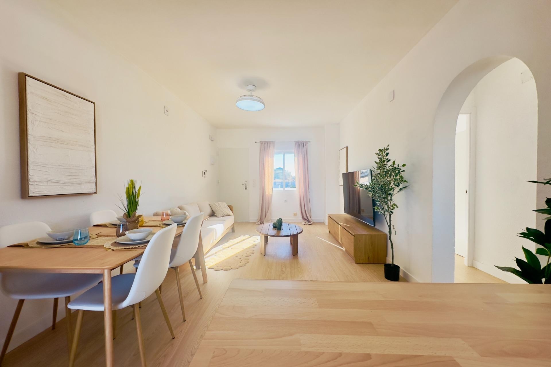 Revente - Apartment -
Orihuela Costa - La Regia