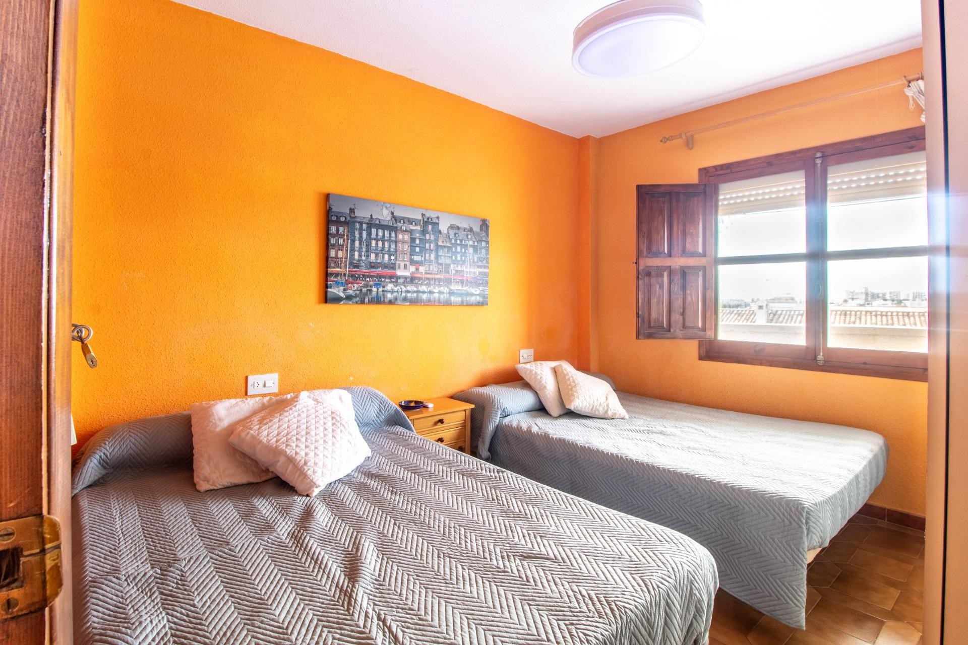 Revente - Apartment -
Orihuela Costa - La Regia