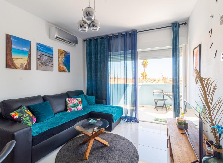 Revente - Apartment -
Orihuela Costa - La Regia