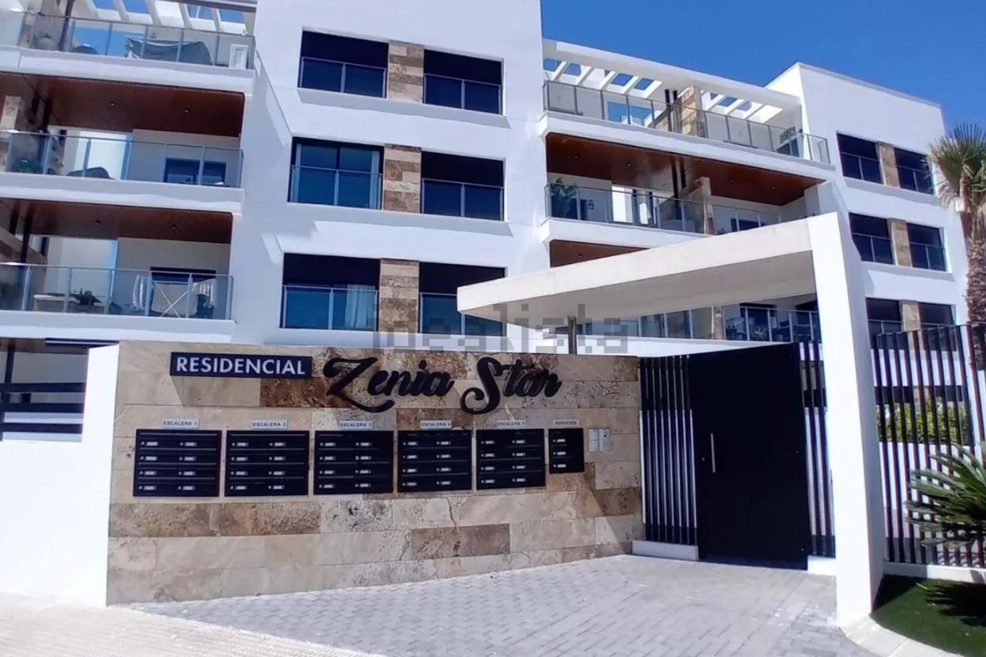 Revente - Apartment -
Orihuela Costa - La Zenia
