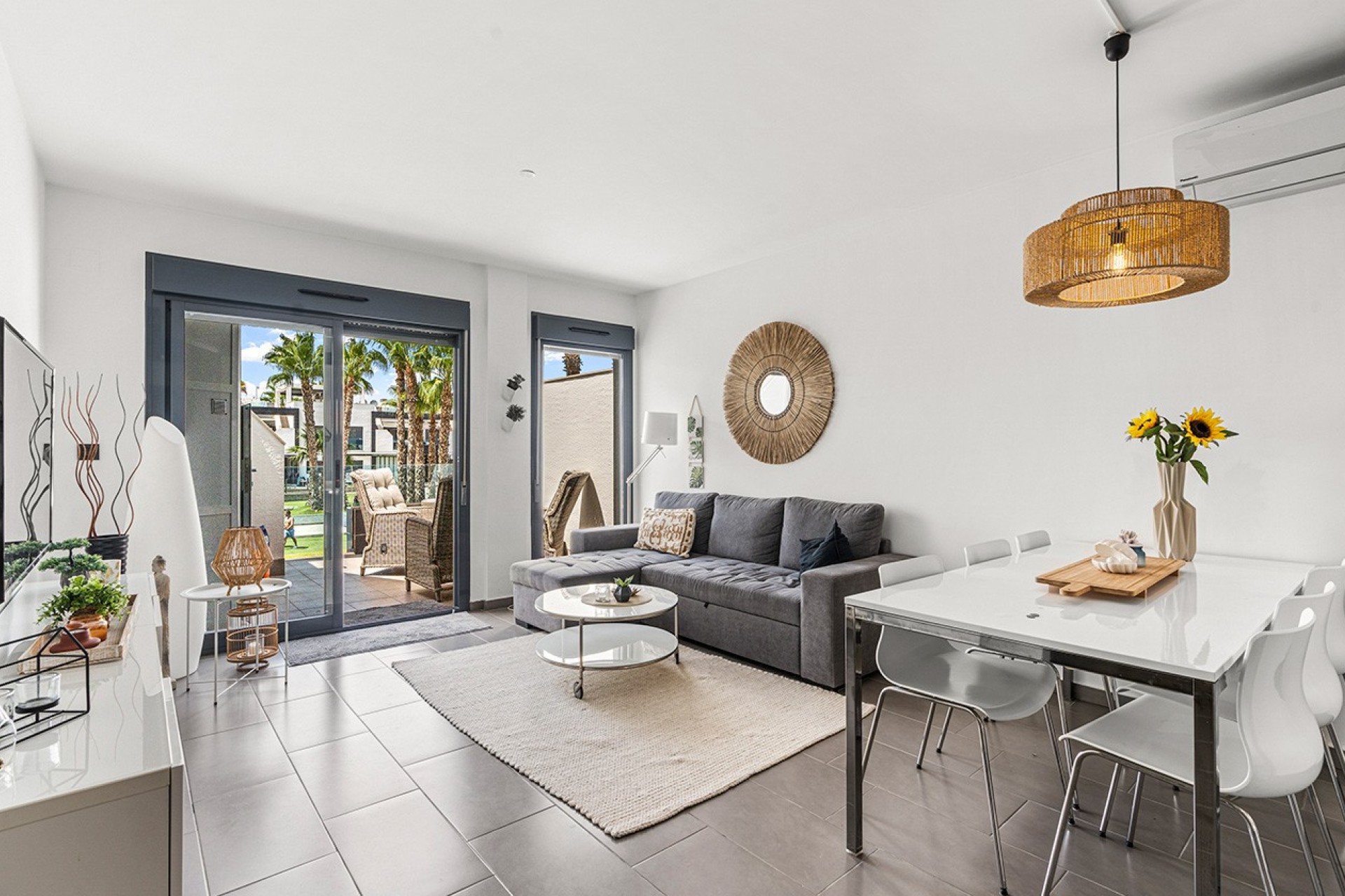 Revente - Apartment -
Orihuela Costa - La Zenia