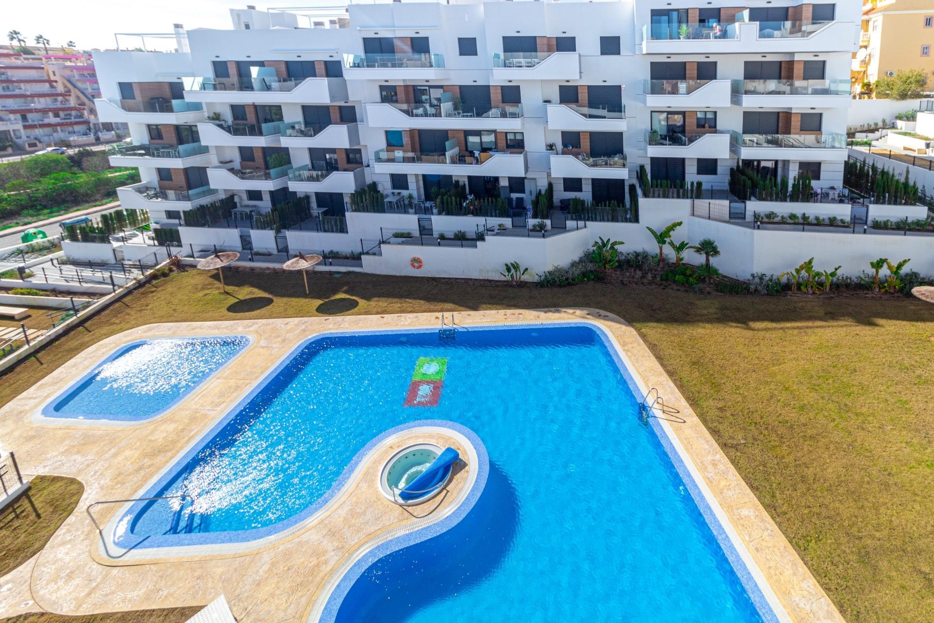 Revente - Apartment -
Orihuela Costa - Las Filipinas