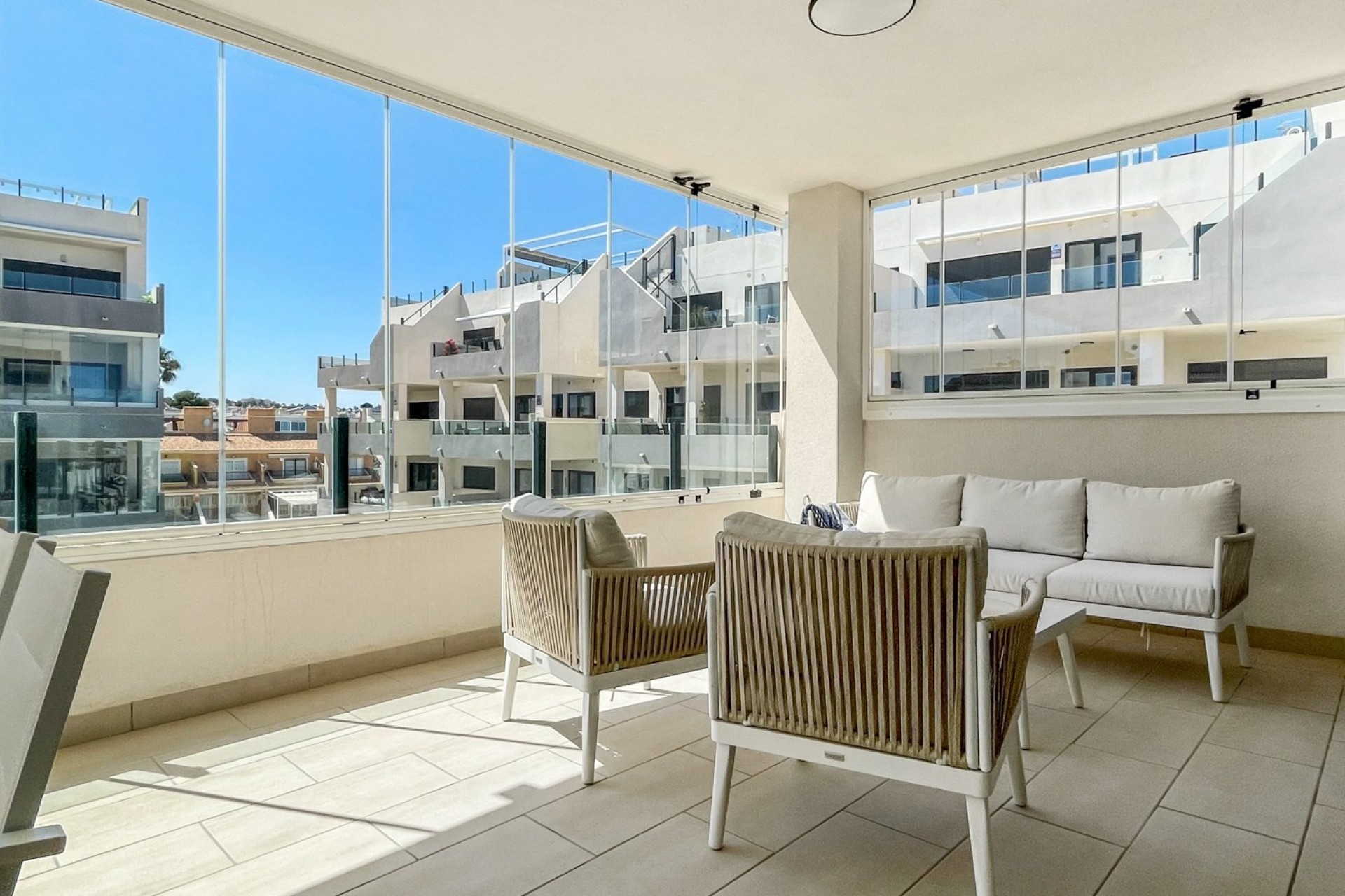 Revente - Apartment -
Orihuela Costa - Los Dolses