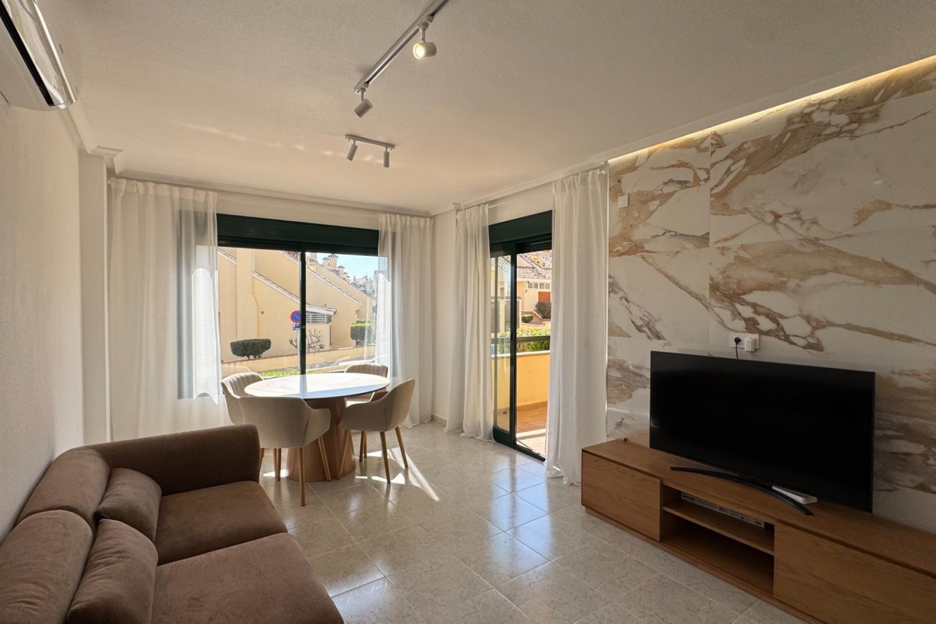 Revente - Apartment -
Orihuela Costa - Villamartín-Las Filipinas