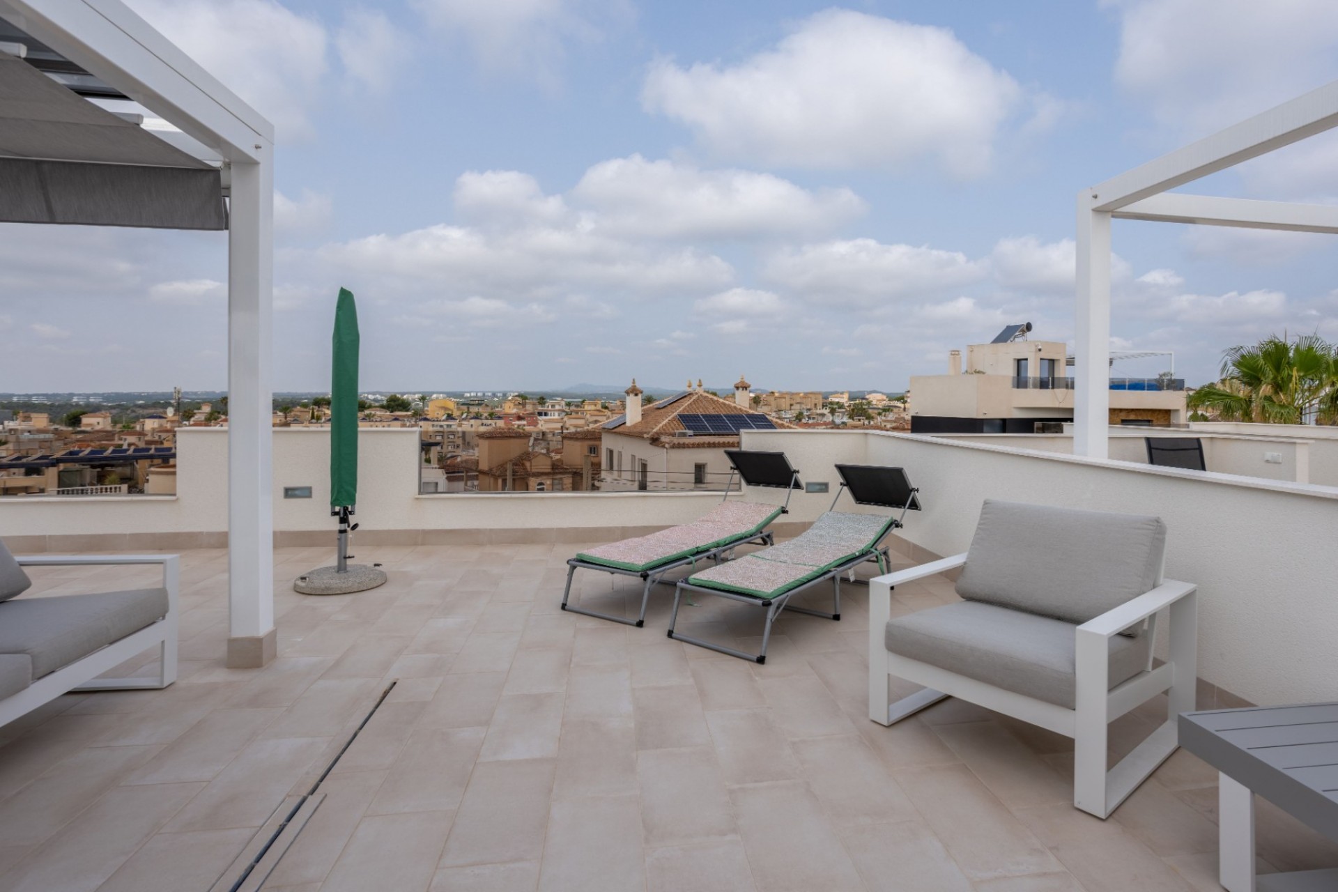 Revente - Apartment -
Orihuela Costa - Villamartín