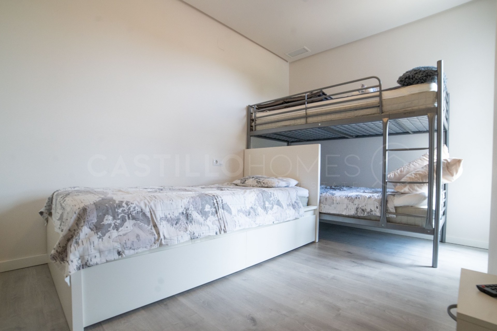 Revente - Apartment -
Orihuela Costa - Villamartín