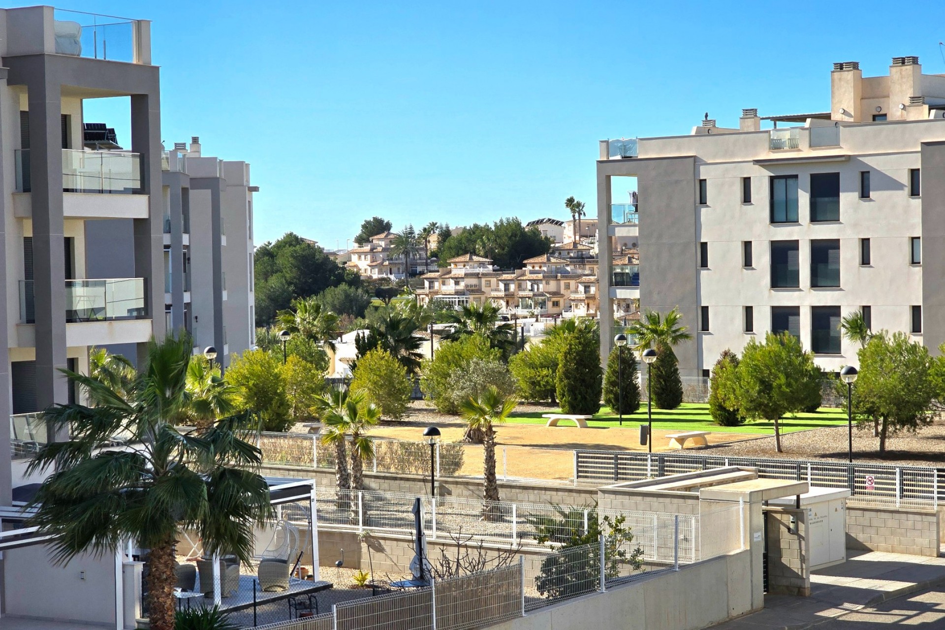 Revente - Apartment -
Orihuela Costa - Villamartín