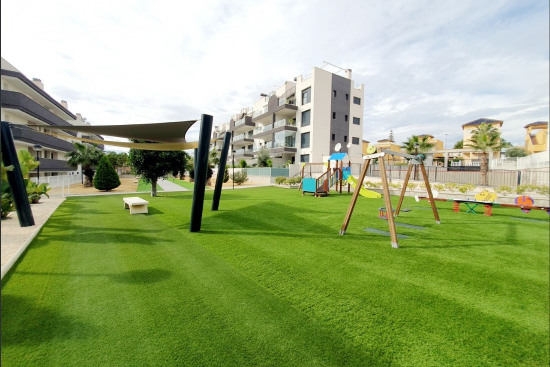 Revente - Apartment -
Orihuela Costa - Villamartín