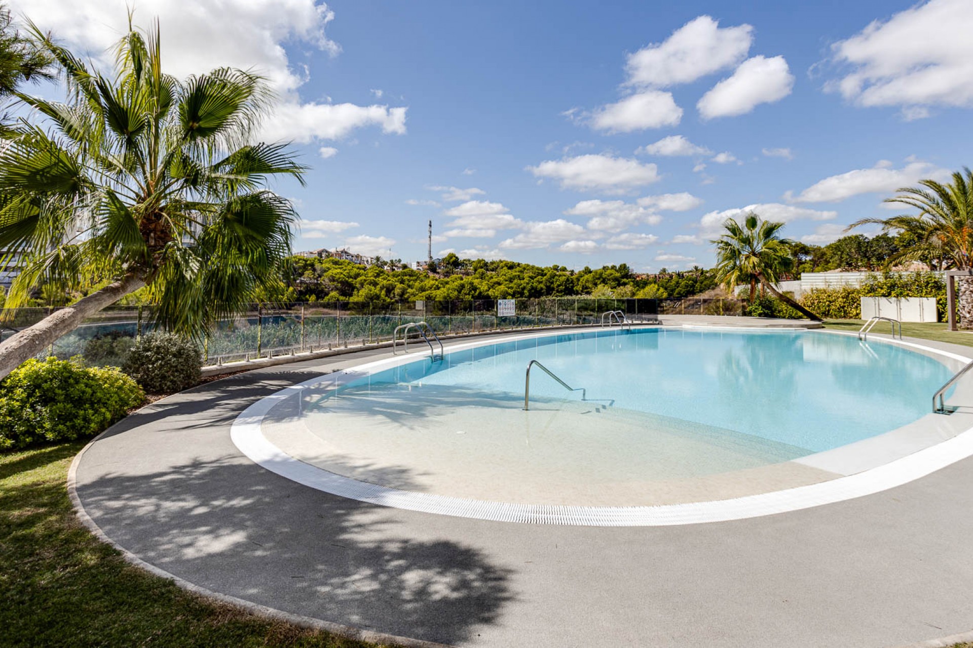 Revente - Apartment -
Orihuela Costa - Villamartín