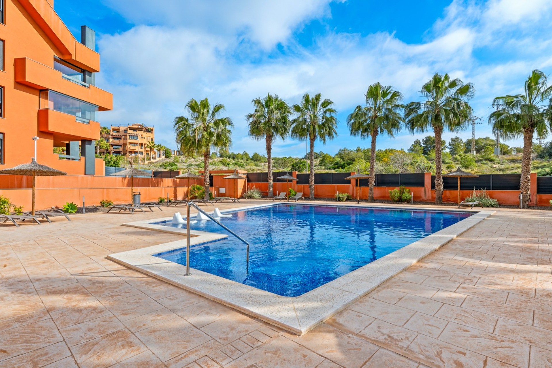 Revente - Apartment -
Orihuela Costa - Villamartín