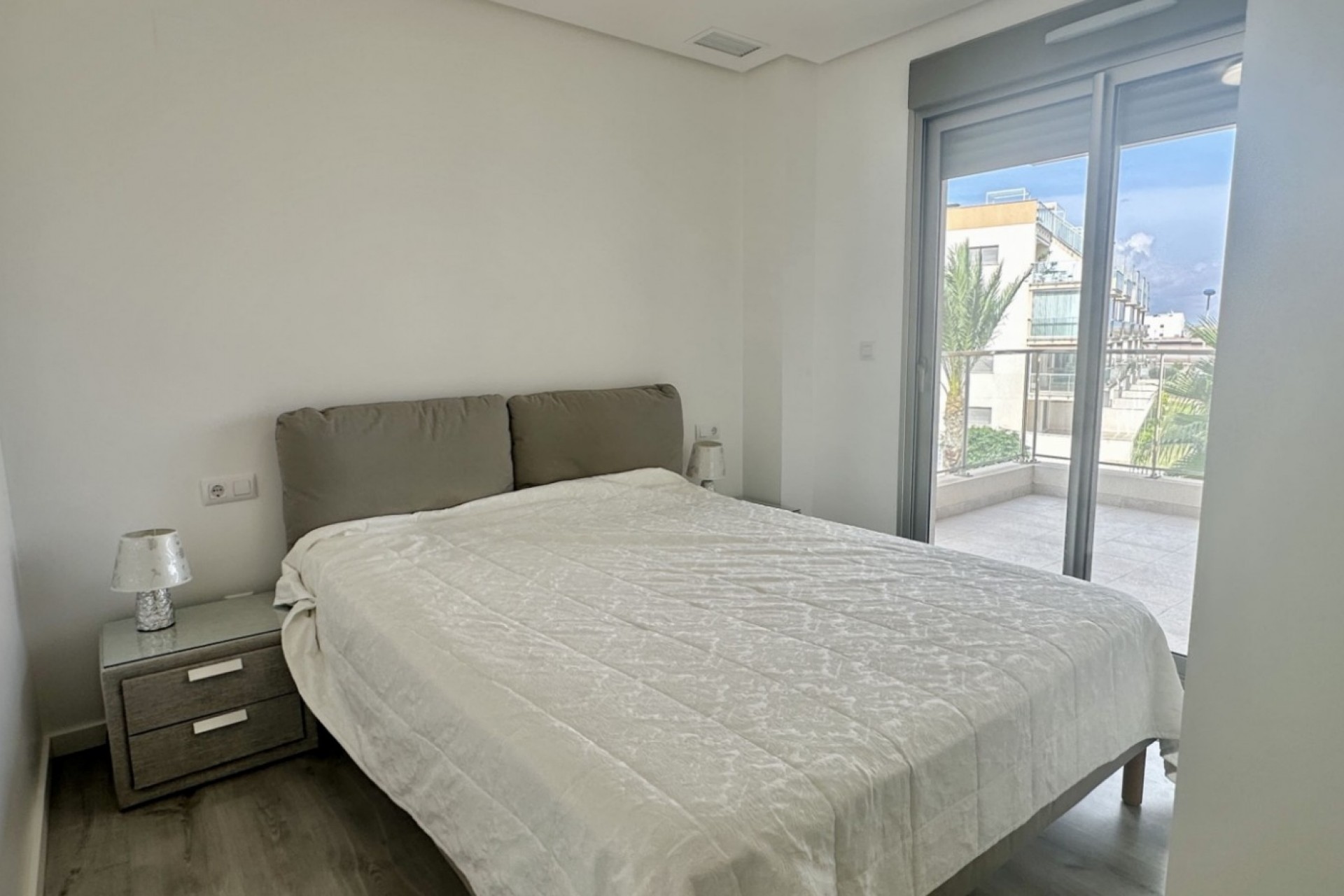 Revente - Apartment -
Orihuela Costa - Villamartín
