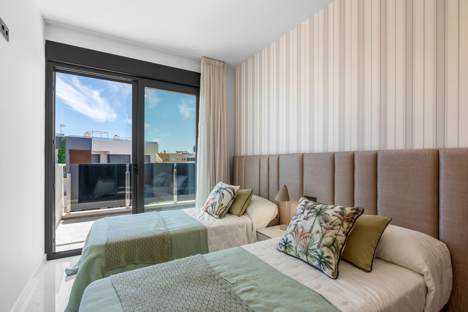 Revente - Apartment -
Orihuela Costa