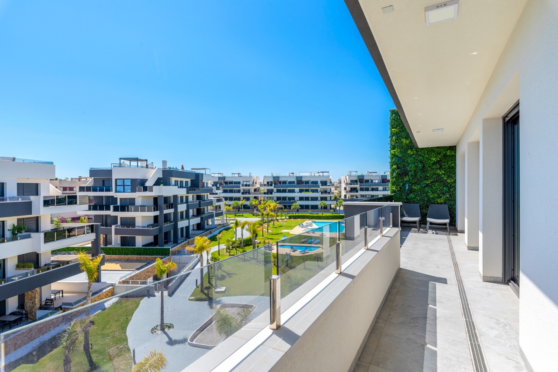 Revente - Apartment -
Orihuela Costa