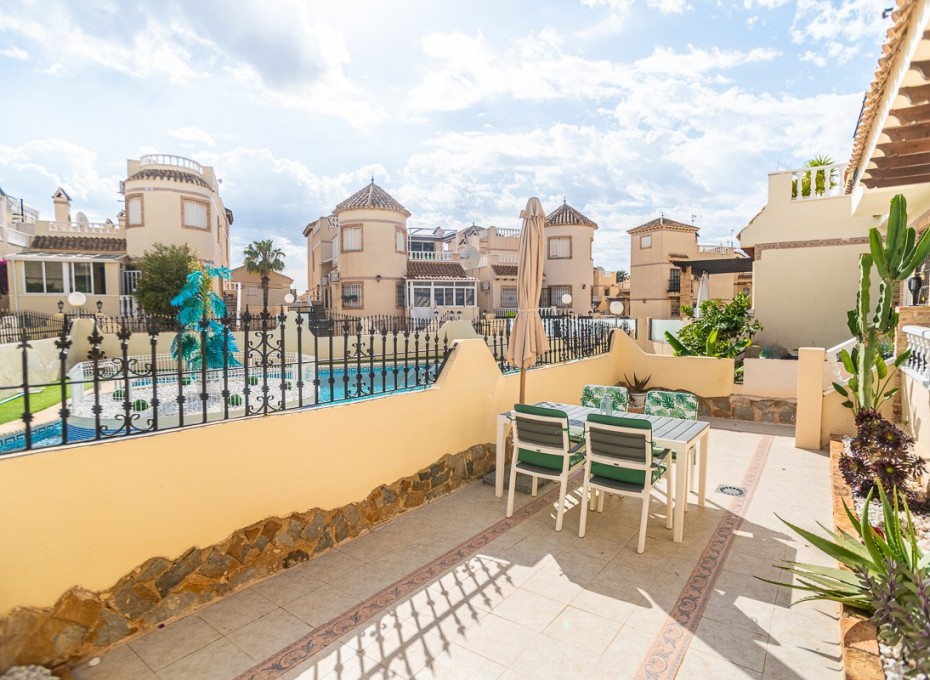 Revente - Apartment -
Orihuela Costa