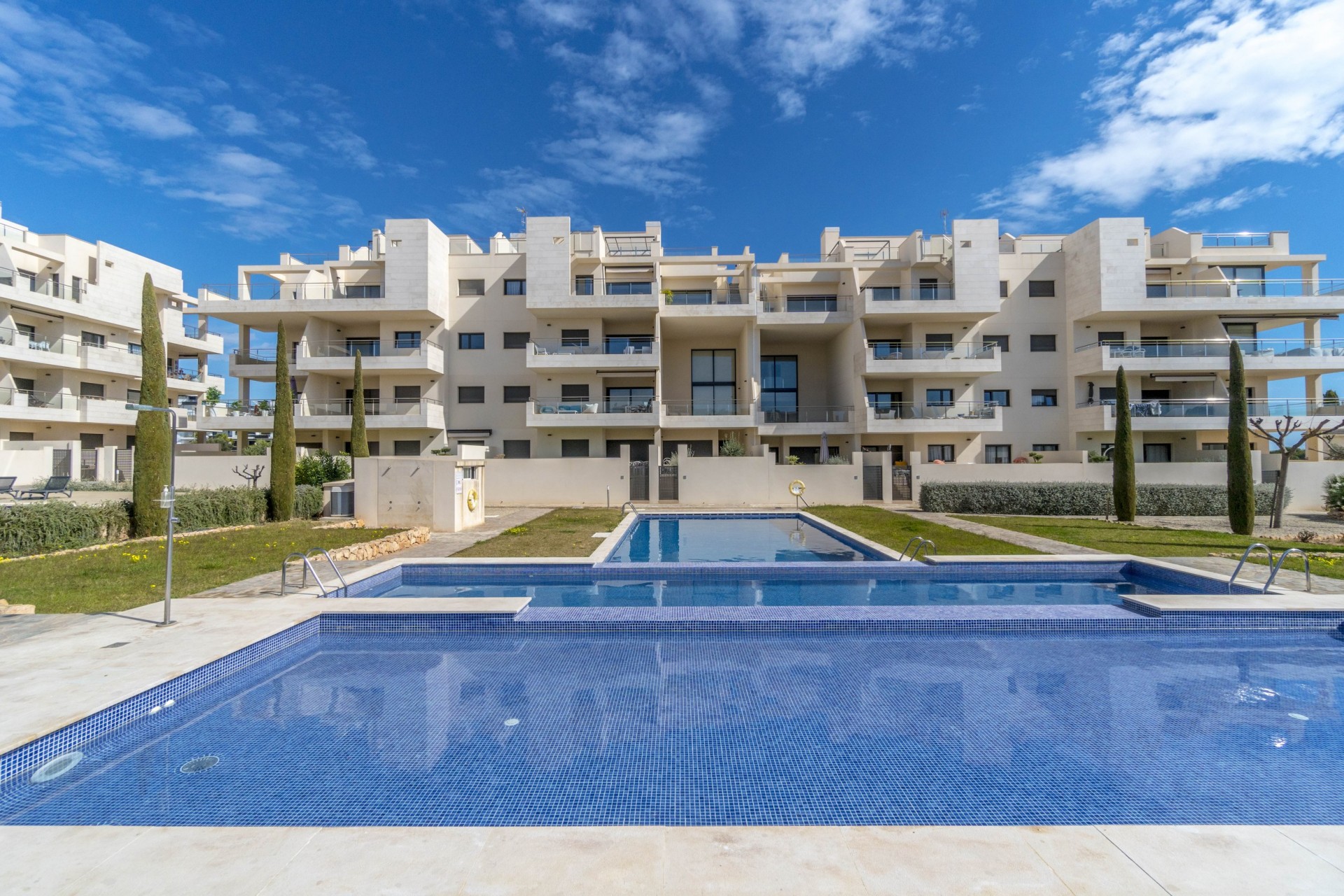 Revente - Apartment -
Orihuela - Orihuela Costa