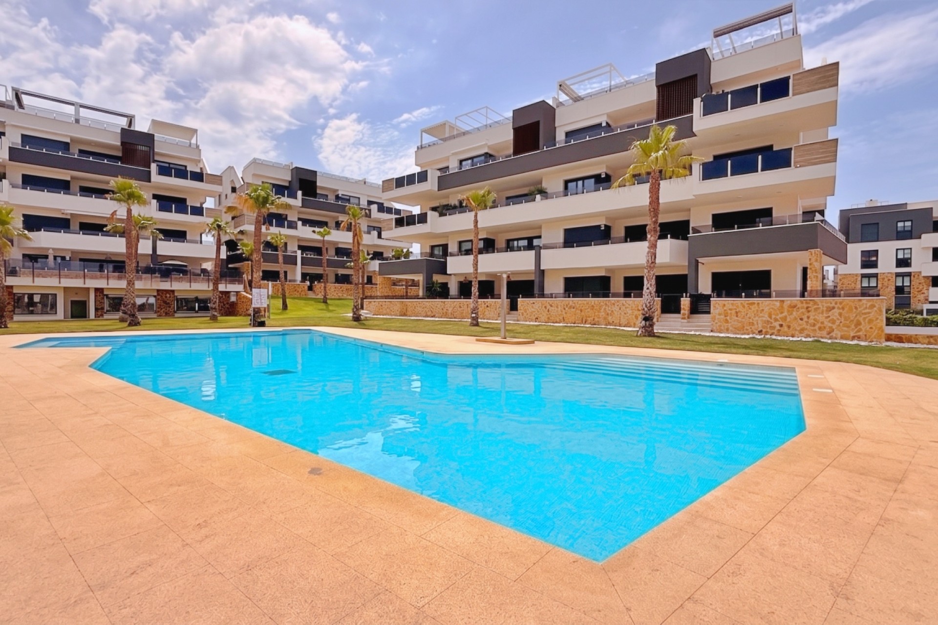 Revente - Apartment -
Orihuela - Orihuela Costa