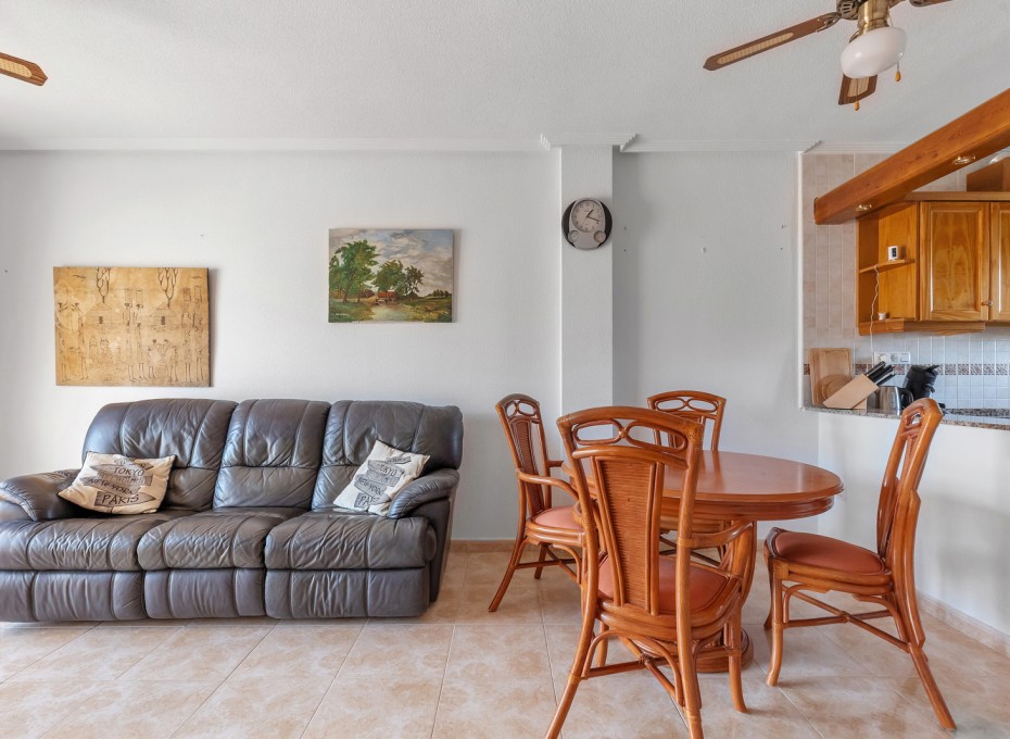 Revente - Apartment -
Orihuela - Villamartin