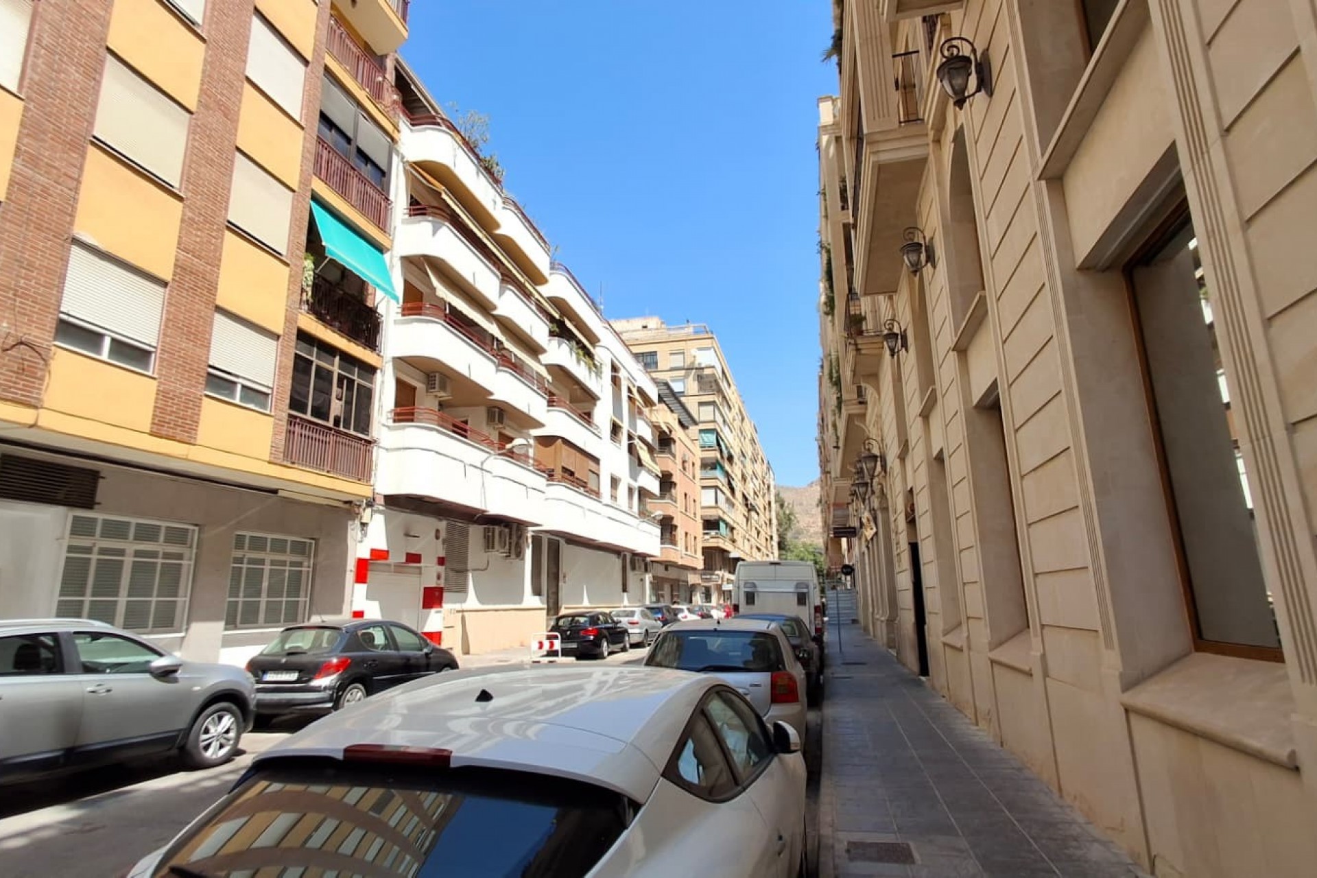 Revente - Apartment -
Orihuela - Zona Centro