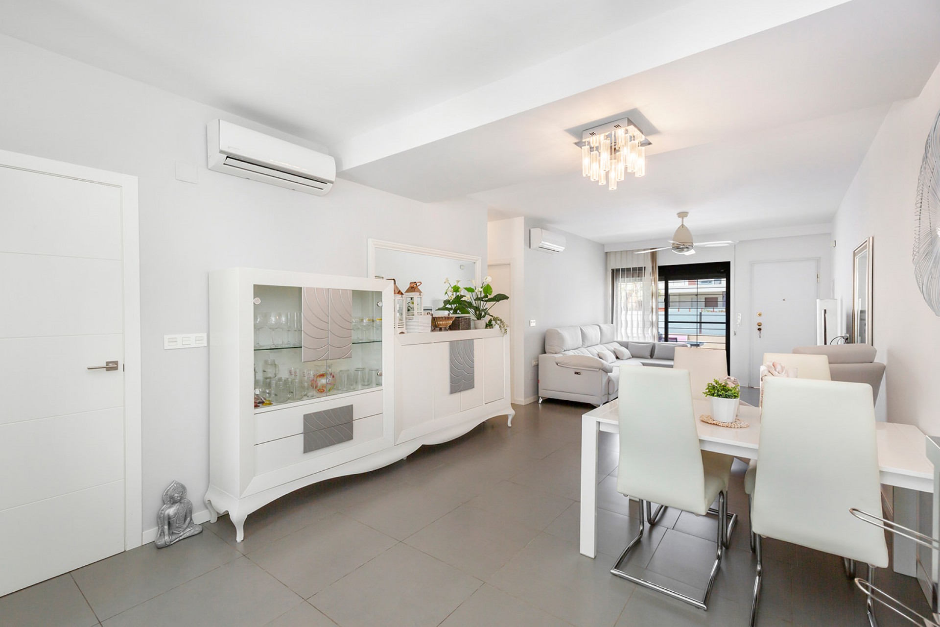 Revente - Apartment -
Pilar de la Horadada - Torre de la Horadada