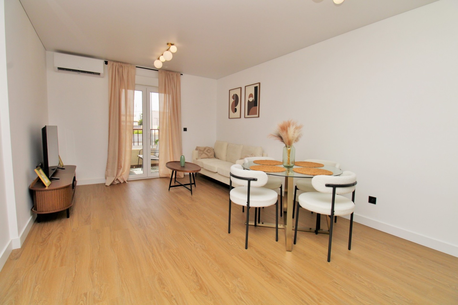 Revente - Apartment -
Pilar de la Horadada - Torre de la Horadada