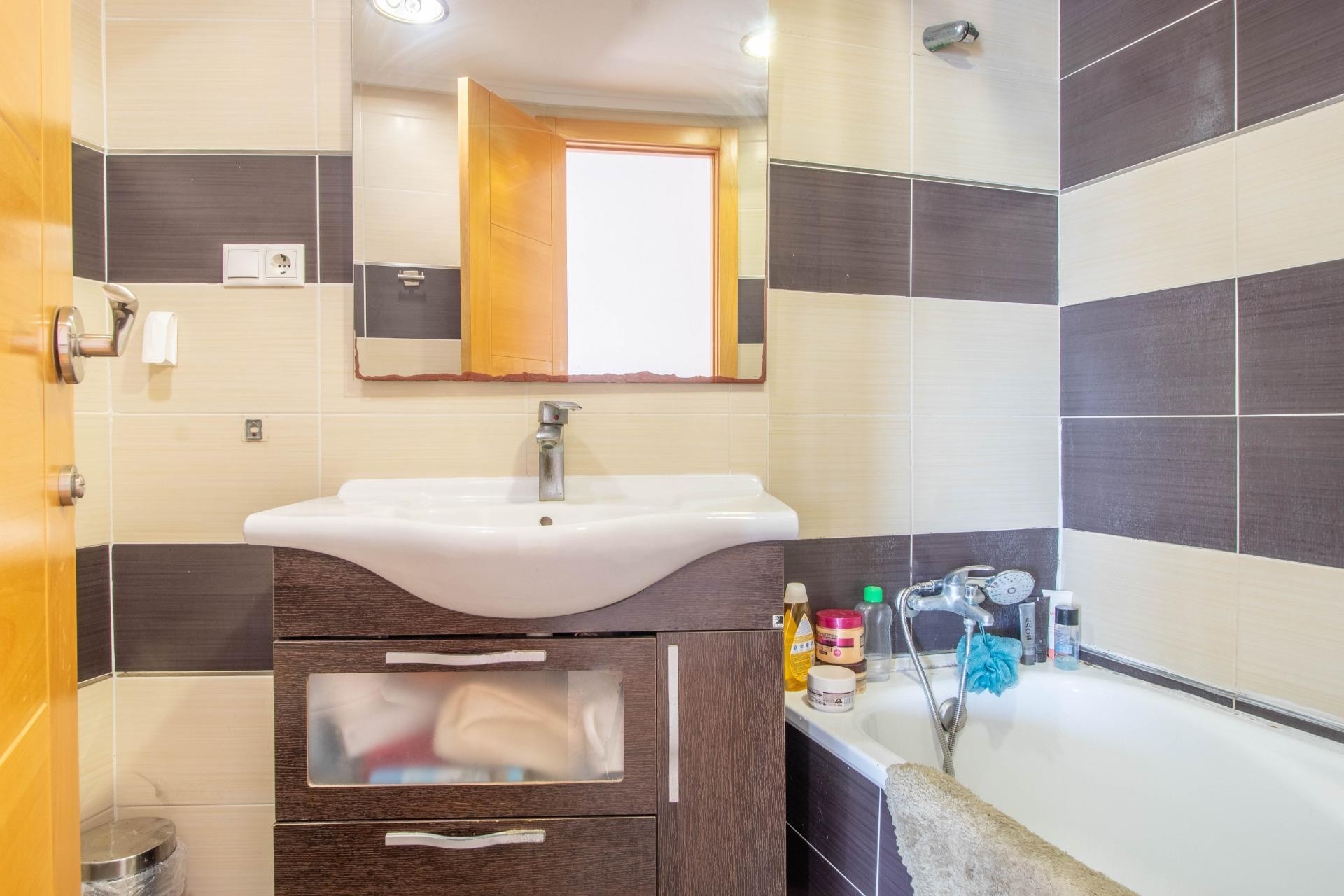 Revente - Apartment -
Torrevieja - Acequion