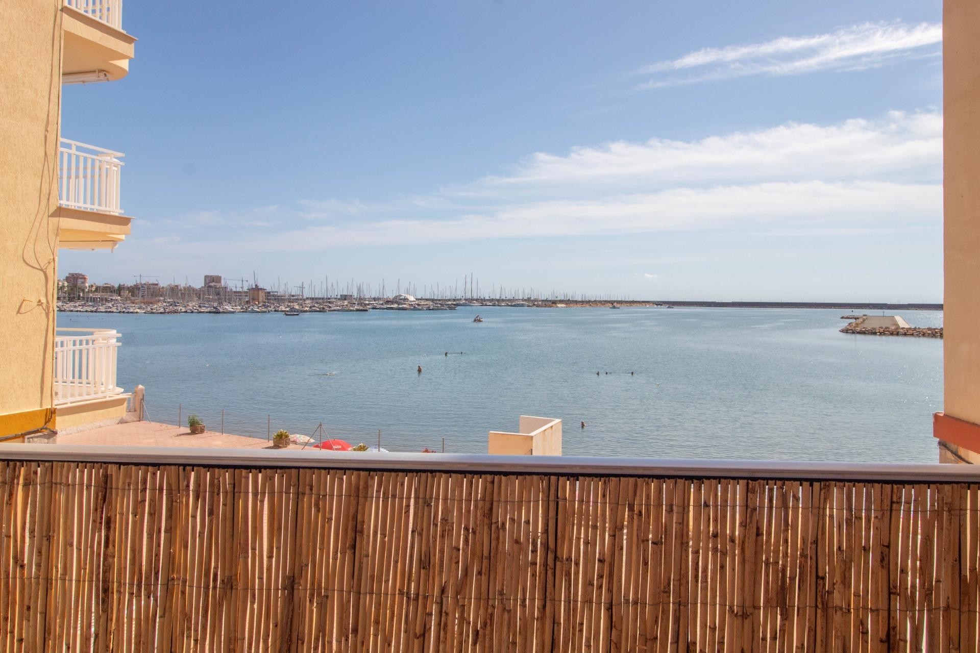 Revente - Apartment -
Torrevieja - Acequion