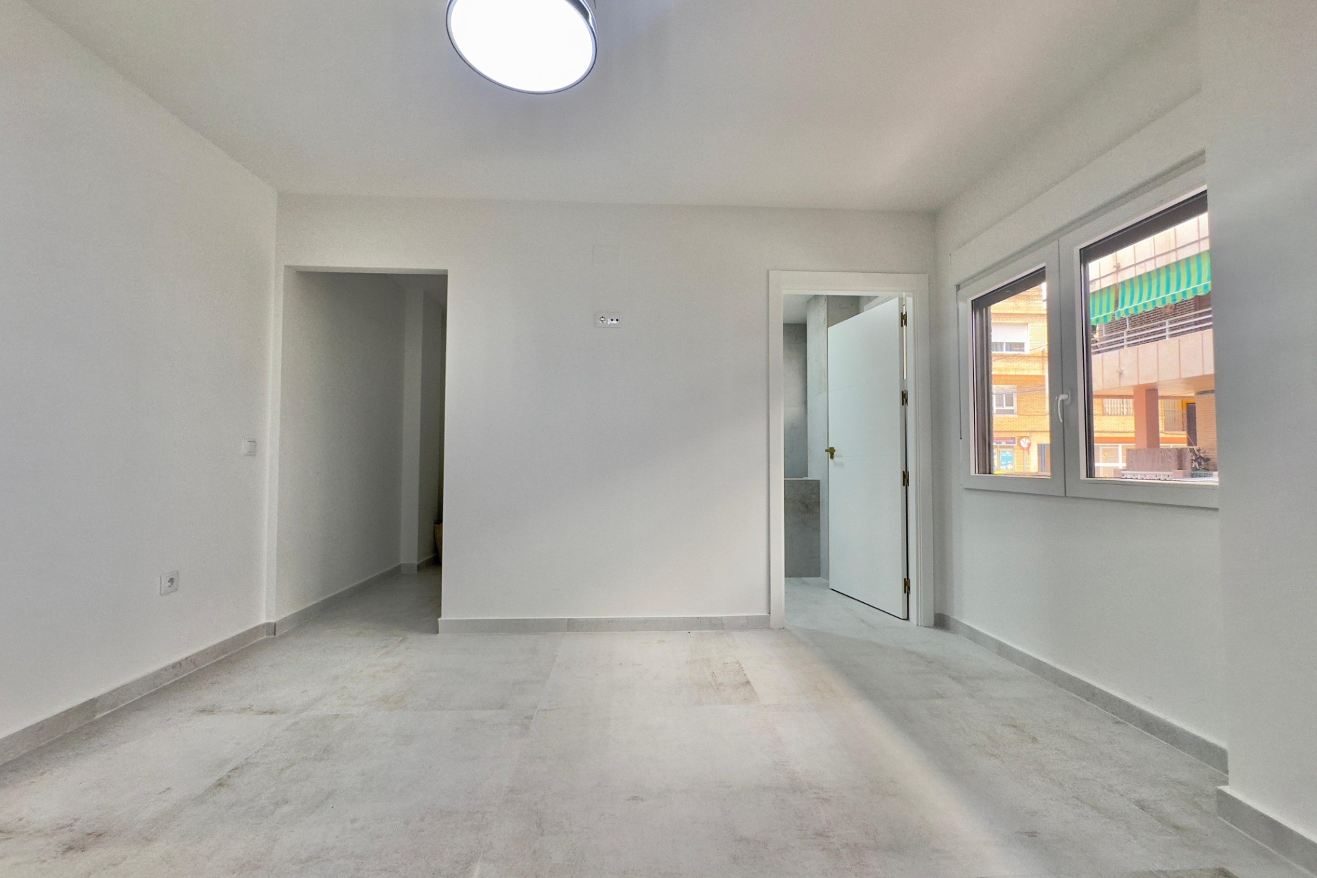 Revente - Apartment -
Torrevieja - Acequion