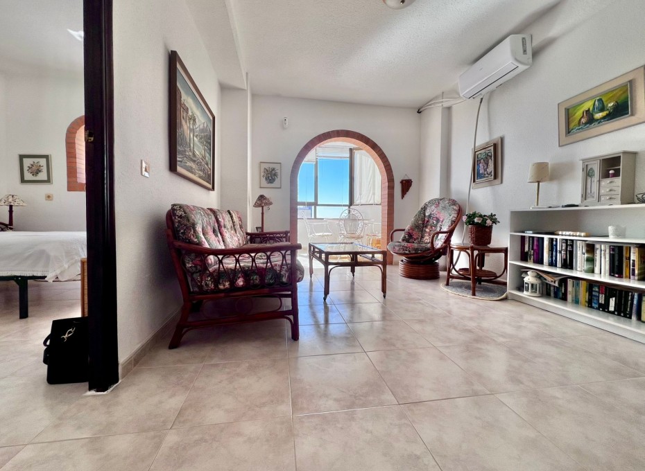 Revente - Apartment -
Torrevieja - Cabo Cervera