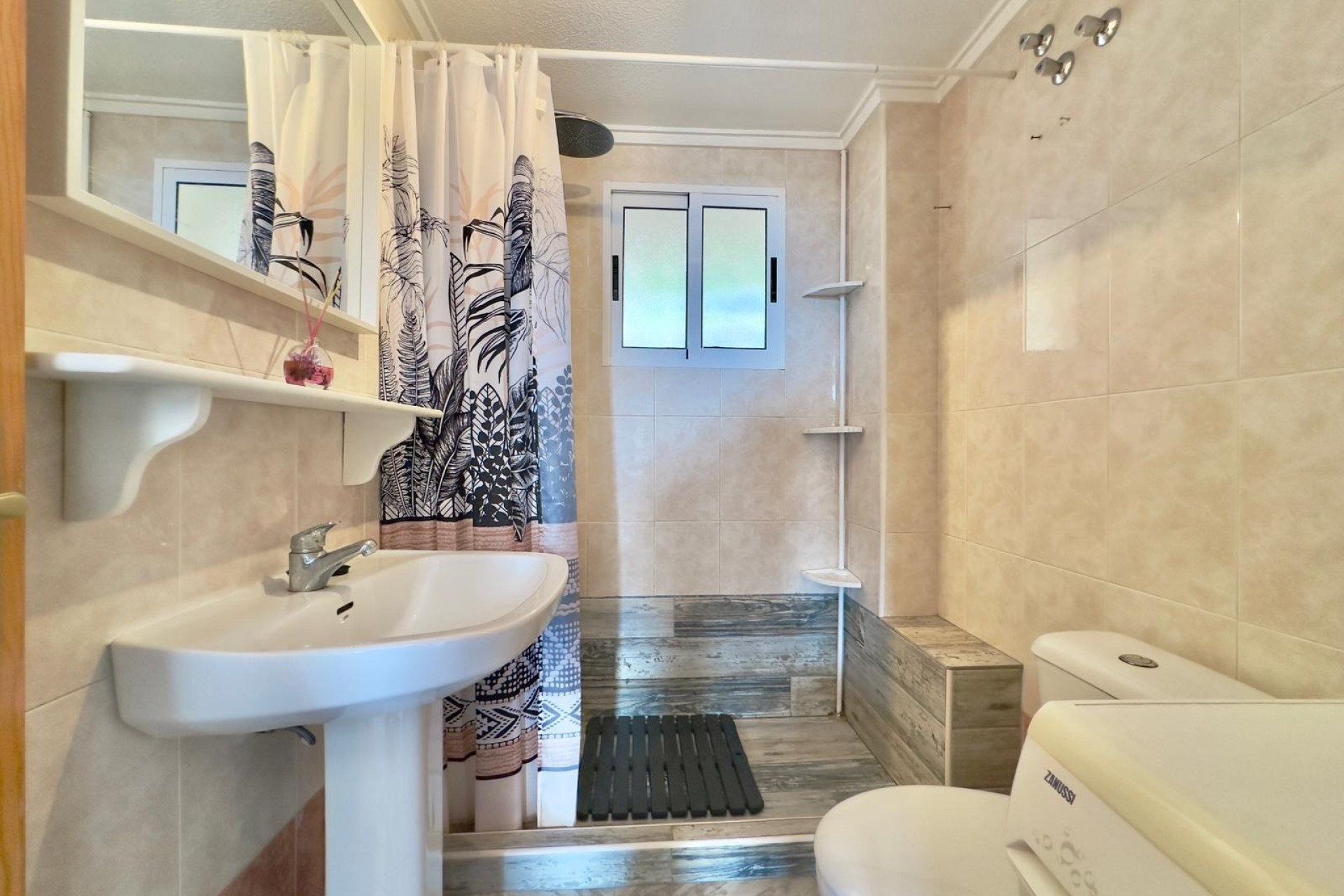 Revente - Apartment -
Torrevieja - Cabo Cervera