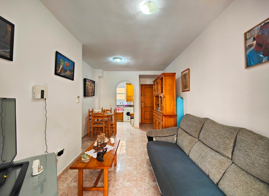 Revente - Apartment -
Torrevieja - Center