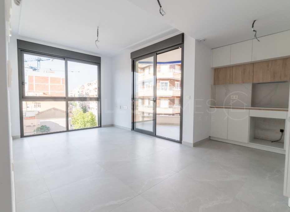 Revente - Apartment -
Torrevieja - Centro