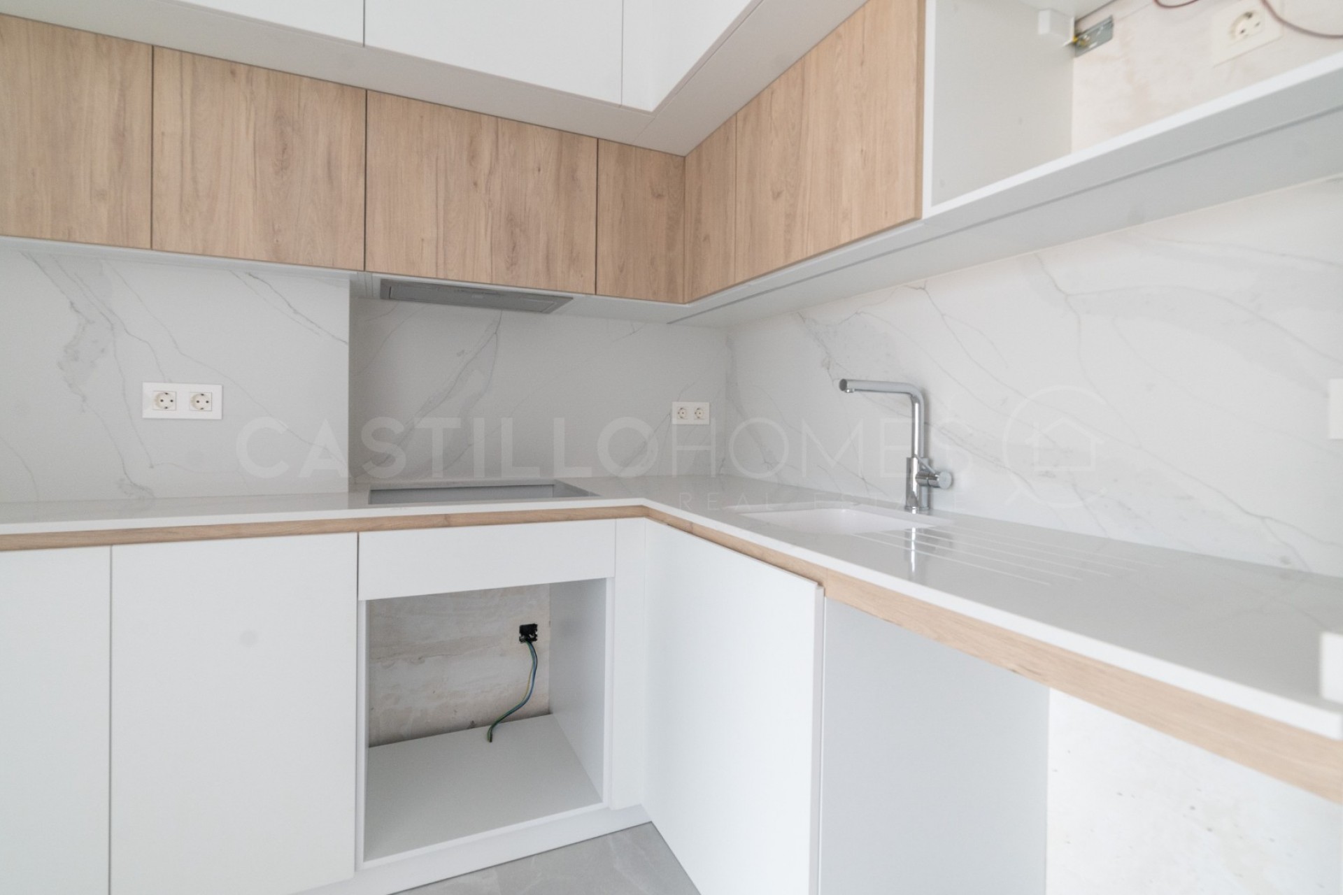 Revente - Apartment -
Torrevieja - Centro